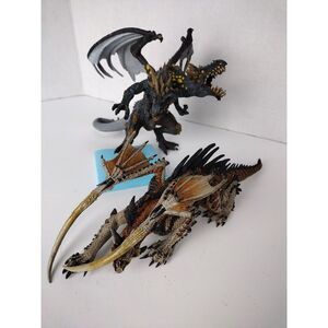 Lot of 2 ~ McFarlane Dragon Action Figurines Statue ~ Dragon Hunter, Berserker